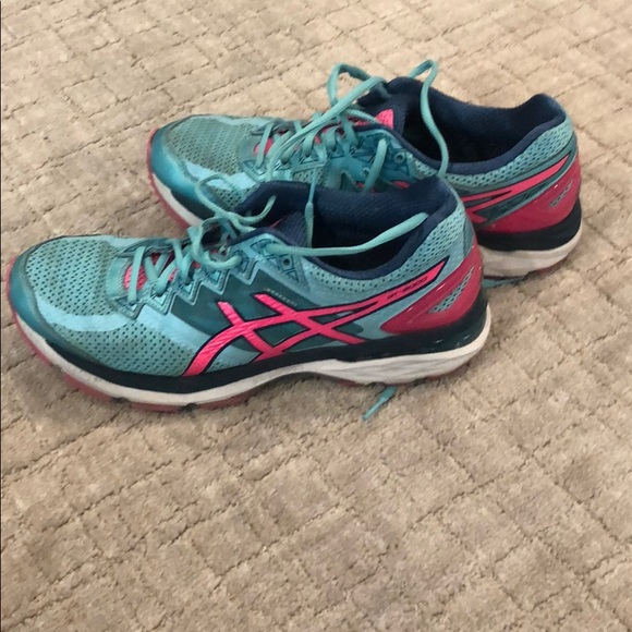 ASICS GT-2000 4 - Picture 3 of 6